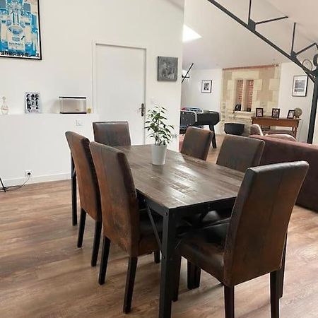 Loft Proche Centre Ville Hotes Habitant A L Etage Laval  Extérieur photo